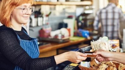 paying-at-a-bakery-400x225-v2